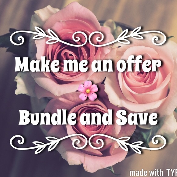 Reasonable Offers Accepted! Bundle & Save! 💞 - Picture 1 of 1